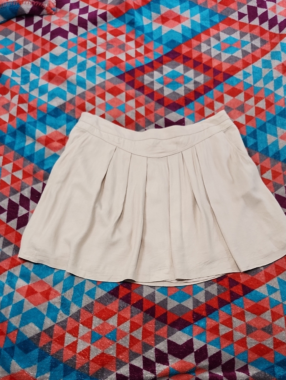 Forever 21 Contemporay Khaki Pleated Mini Skirt Size Large